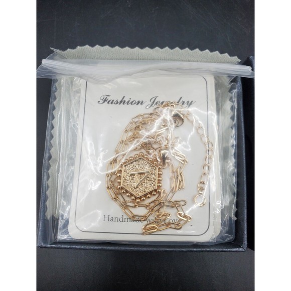 New In Box Initial "A" Medallion Pendant Layered Necklace 14k Gold-Plated Cute - Picture 7 of 7